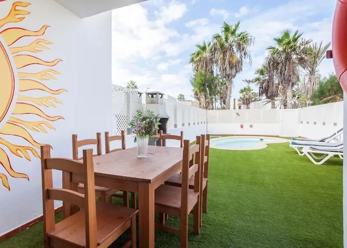 Villa Corralejo Boutique Art Villa Fuego With Private Pool Bbq 20 Seconds To The Beach By Amazzzing Travel *