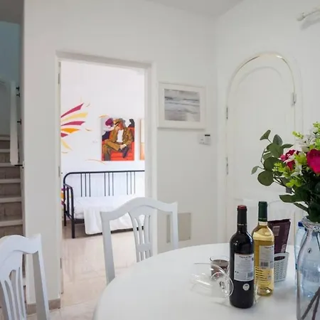 Vila Corralejo Boutique Art Villa Fuego With Private Pool Bbq 20 Seconds To The Beach By Amazzzing Travel